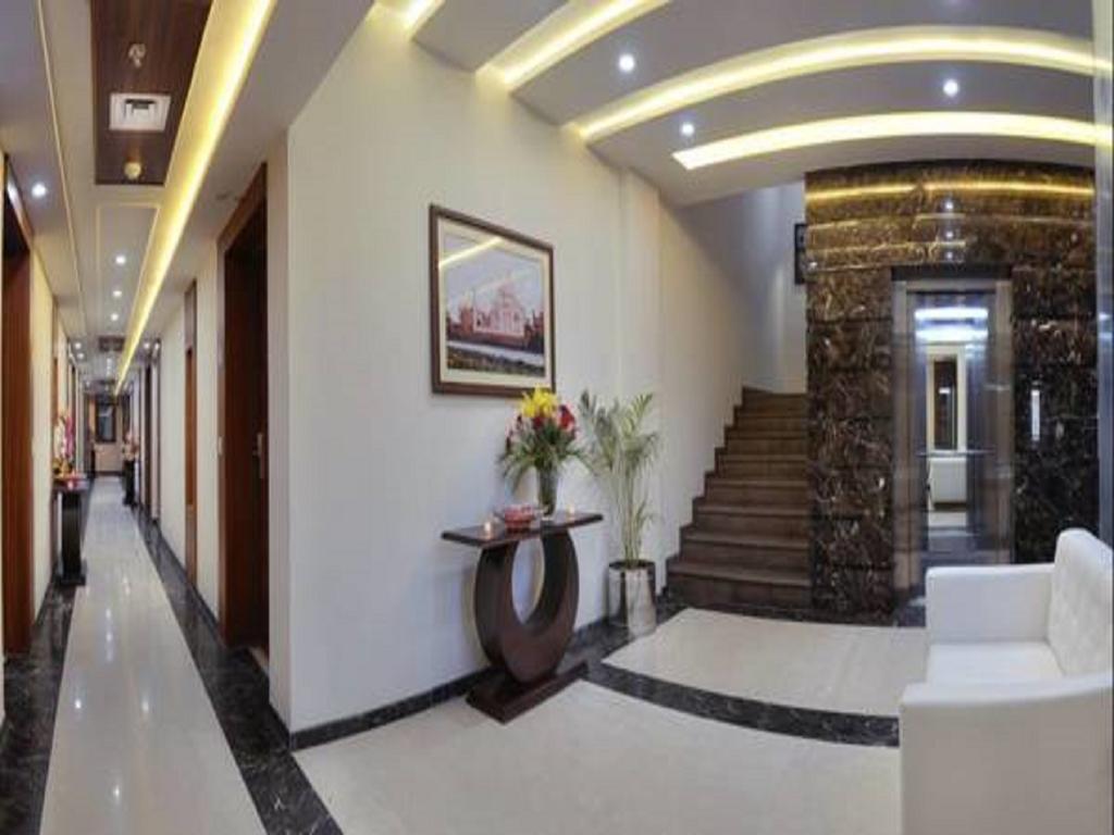 Hotel Seven Hills Tower