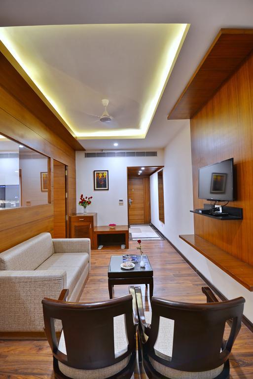 Hotel Seven Hills Tower