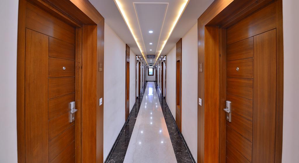Hotel Seven Hills Tower 3*