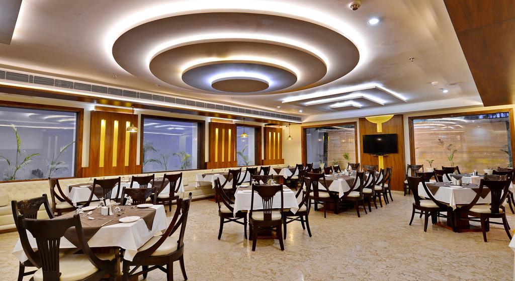 Hotel Seven Hills Tower 3*